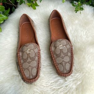 COACH🍁🍂Signature Canvas Loafers sz 5.5
